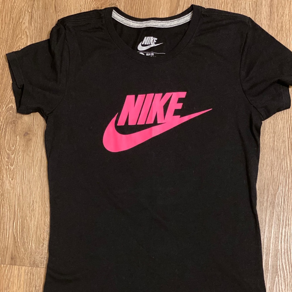 Nike workout shirt